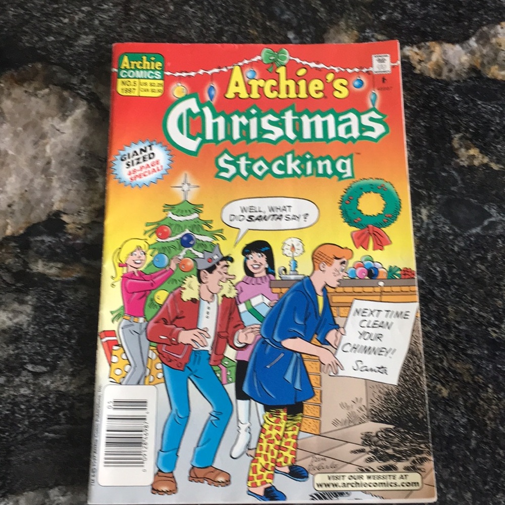 Archie Comic Digests and Christmas Comic - Picture 2 of 11